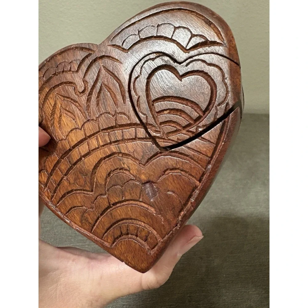 Hand Carved Matr Boomie Wood Wooden Heart Shaped Puzzle Box 3 Pieces Made India